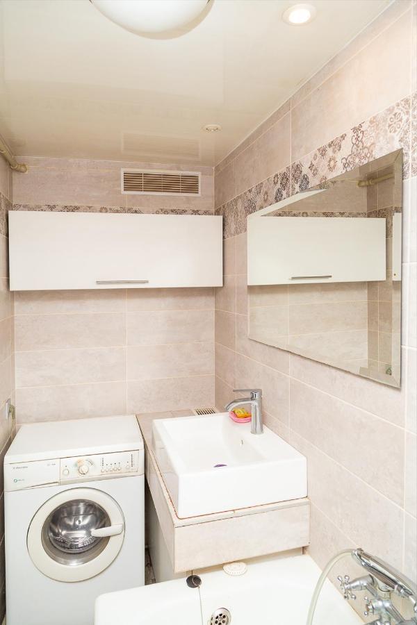 Comfortable Apartments In The Center Of Dnipro Exterior foto